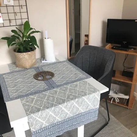 Appartement Maison Independante Avec Jardin